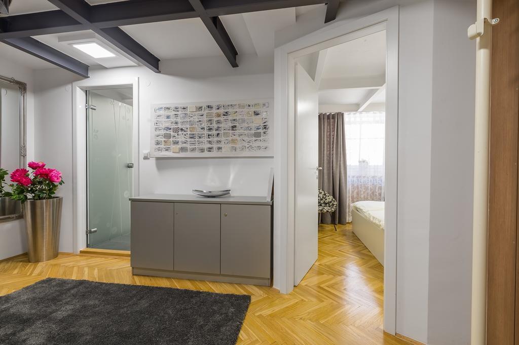 לובליאנה Trzaska Duplex Urban Apartment מראה חיצוני תמונה